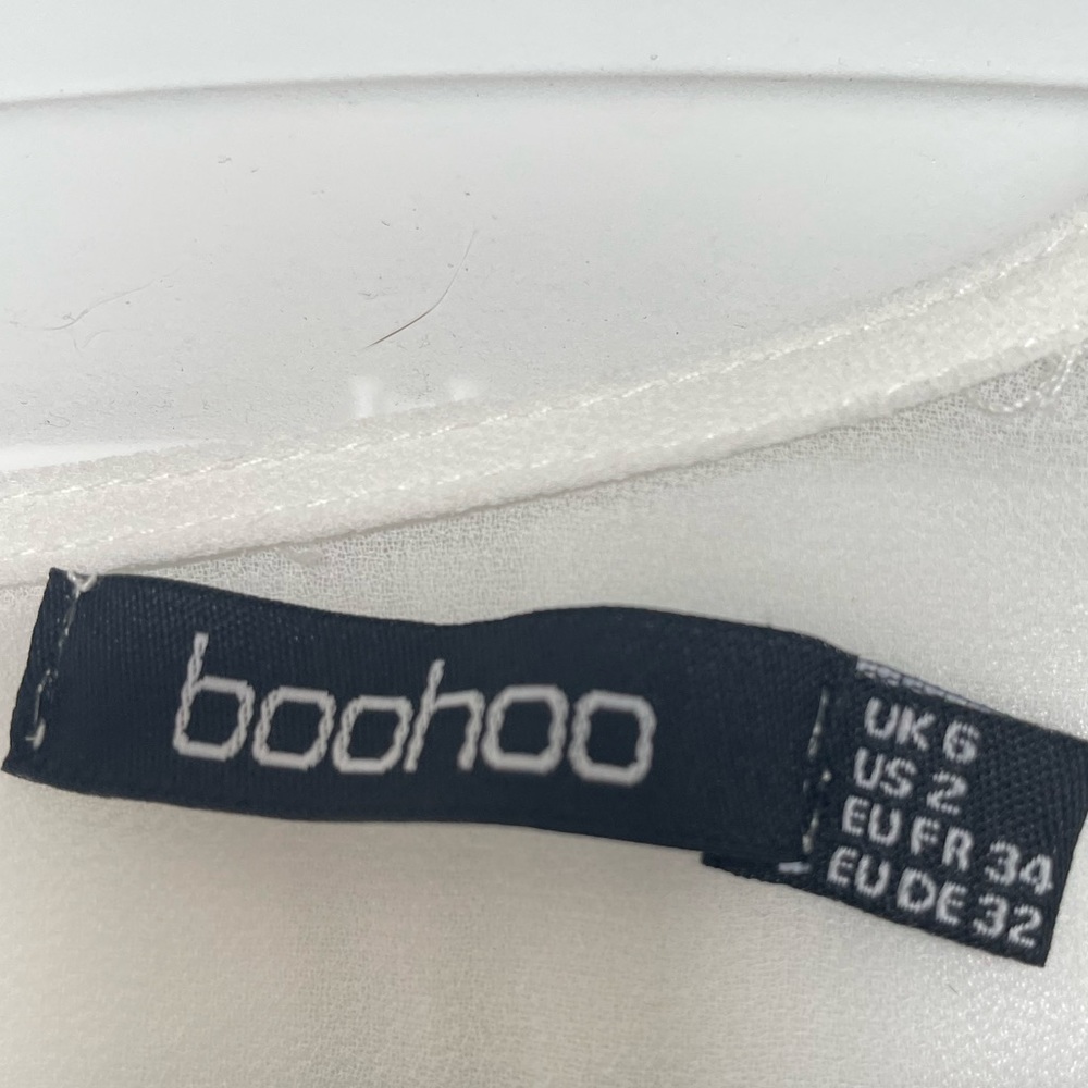 White Boohoo Blouse - Picture 2 of 2